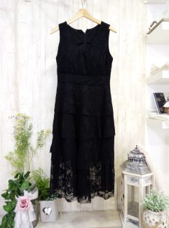 μίντι μαύρο φόρεμα δαντελένιο